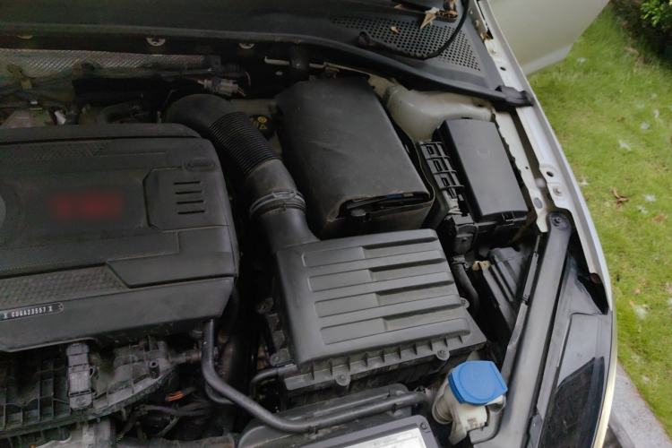 Used Volkswagen Golf GTI 2018 2.0 TSI GTI Engine Bay Left
