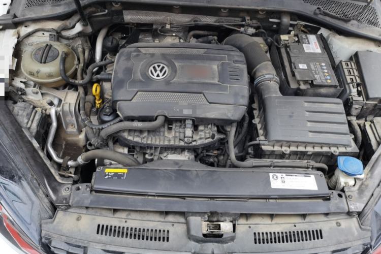 Used Volkswagen Golf GTI 2018 2.0 TSI GTI Engine Bay