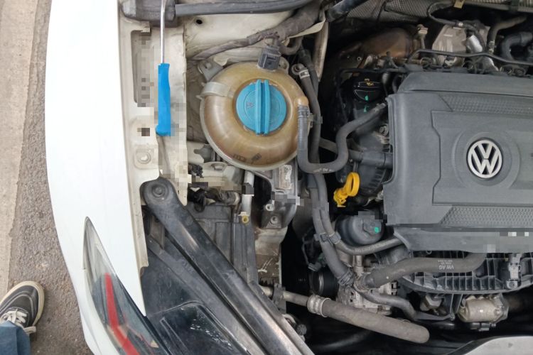 Used Volkswagen Golf GTI 2018 2.0 TSI GTI Engine Bay Right
