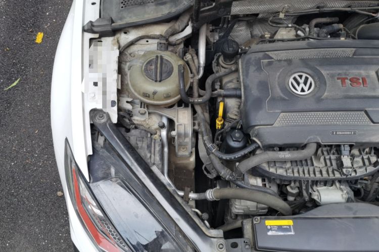 Used Volkswagen Golf GTI 2018 2.0 TSI GTI Engine Bay Right