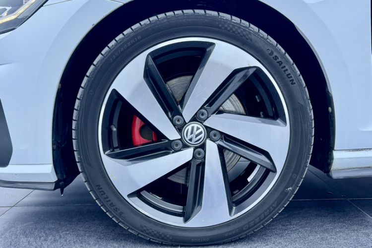 Used Volkswagen Golf GTI 2018 2.0 TSI GTI Exterior 12