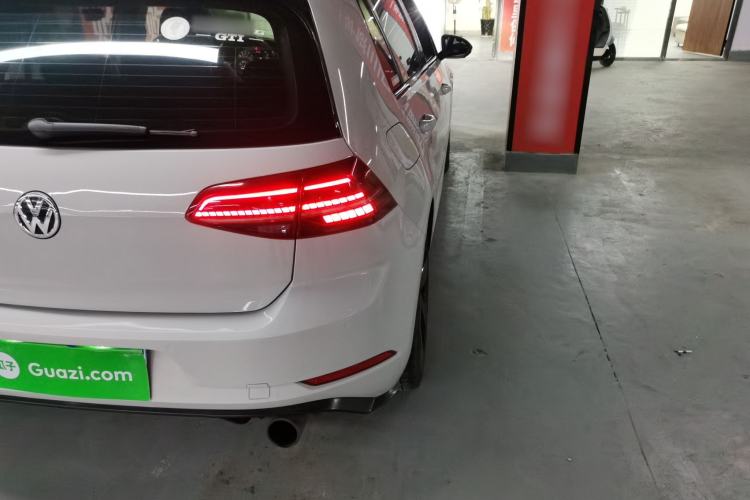Used Volkswagen Golf GTI 2018 2.0 TSI GTI Exterior 3