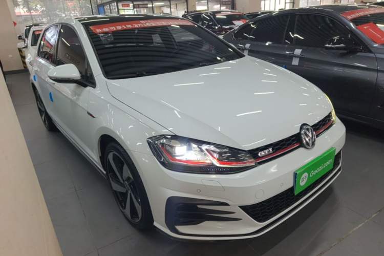 Used Volkswagen Golf GTI 2018 2.0 TSI GTI Front Right 45 Deg