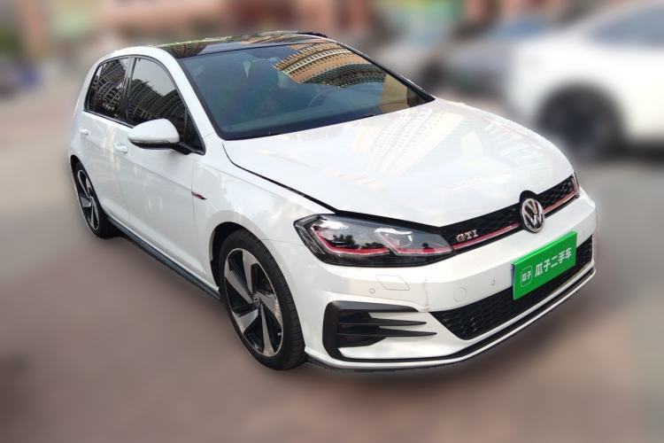 Used Volkswagen Golf GTI 2018 2.0 TSI GTI Front Right 45 Deg