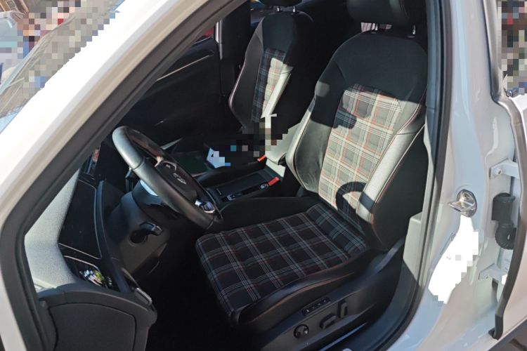 Used Volkswagen Golf GTI 2018 2.0 TSI GTI Left Front Seat