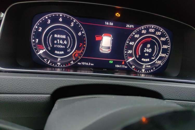 Used Volkswagen Golf GTI 2018 2.0 TSI GTI Odometer Close Up
