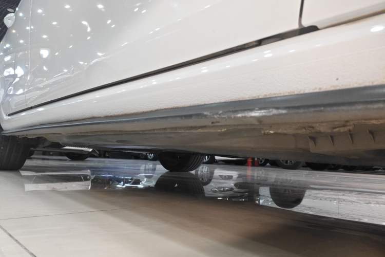 Used Volkswagen Golf GTI 2018 2.0 TSI GTI Right Side Sill