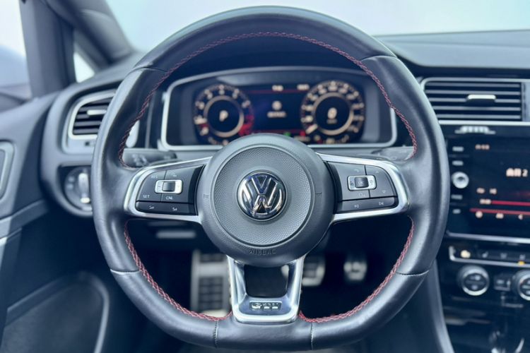 Used Volkswagen Golf GTI 2018 2.0 TSI GTI Steering Wheel