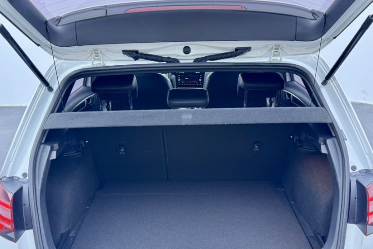 Used Volkswagen Golf GTI 2018 2.0 TSI GTI Trunk