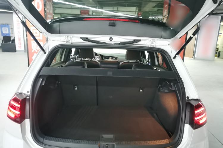 Used Volkswagen Golf GTI 2018 2.0 TSI GTI Trunk