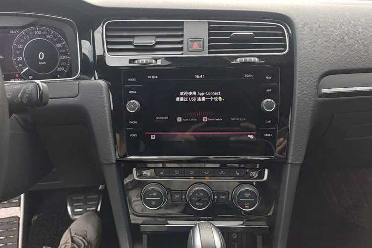 Used Volkswagen Golf GTI 2019 2.0 TSI GTI China V Standard Audio And AC Panel
