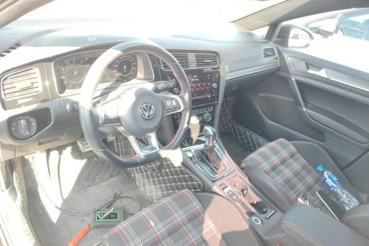 Used Volkswagen Golf GTI 2019 2.0 TSI GTI China V Standard Center Console