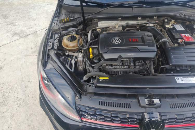 Used Volkswagen Golf GTI 2019 2.0 TSI GTI China V Standard Engine Bay Right