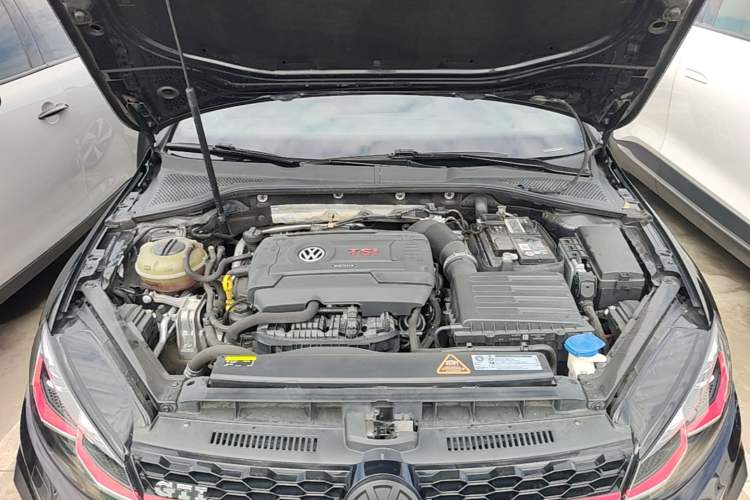 Used Volkswagen Golf GTI 2019 2.0 TSI GTI China V Standard Engine Bay