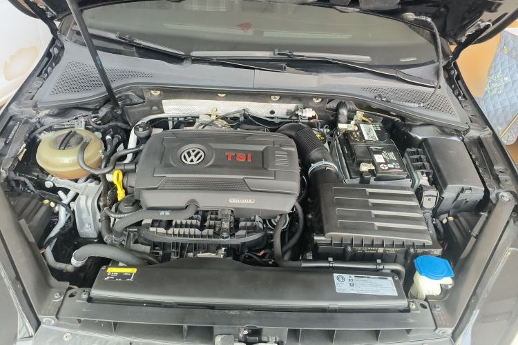 Used Volkswagen Golf GTI 2019 2.0 TSI GTI China V Standard Engine Bay