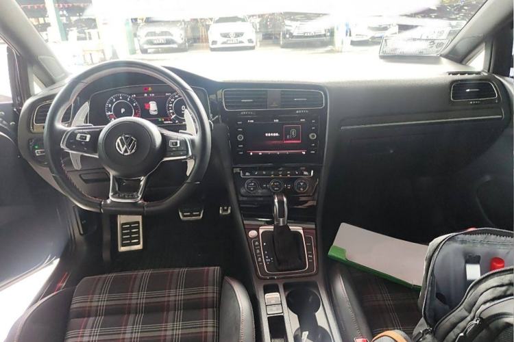 Used Volkswagen Golf GTI 2019 2.0 TSI GTI China V Standard Interior 1