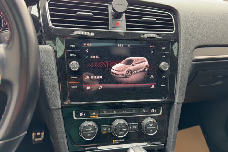 Used Volkswagen Golf GTI 2019 2.0 TSI GTI China V Standard Interior 11