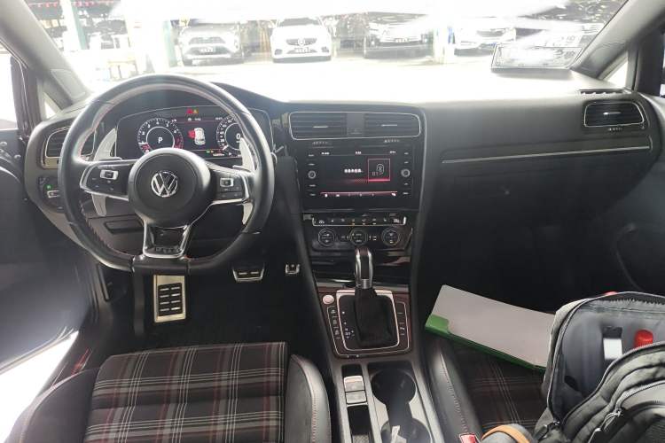 Used Volkswagen Golf GTI 2019 2.0 TSI GTI China V Standard Interior 2
