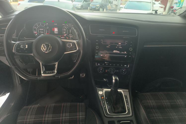 Used Volkswagen Golf GTI 2019 2.0 TSI GTI China V Standard Interior 2