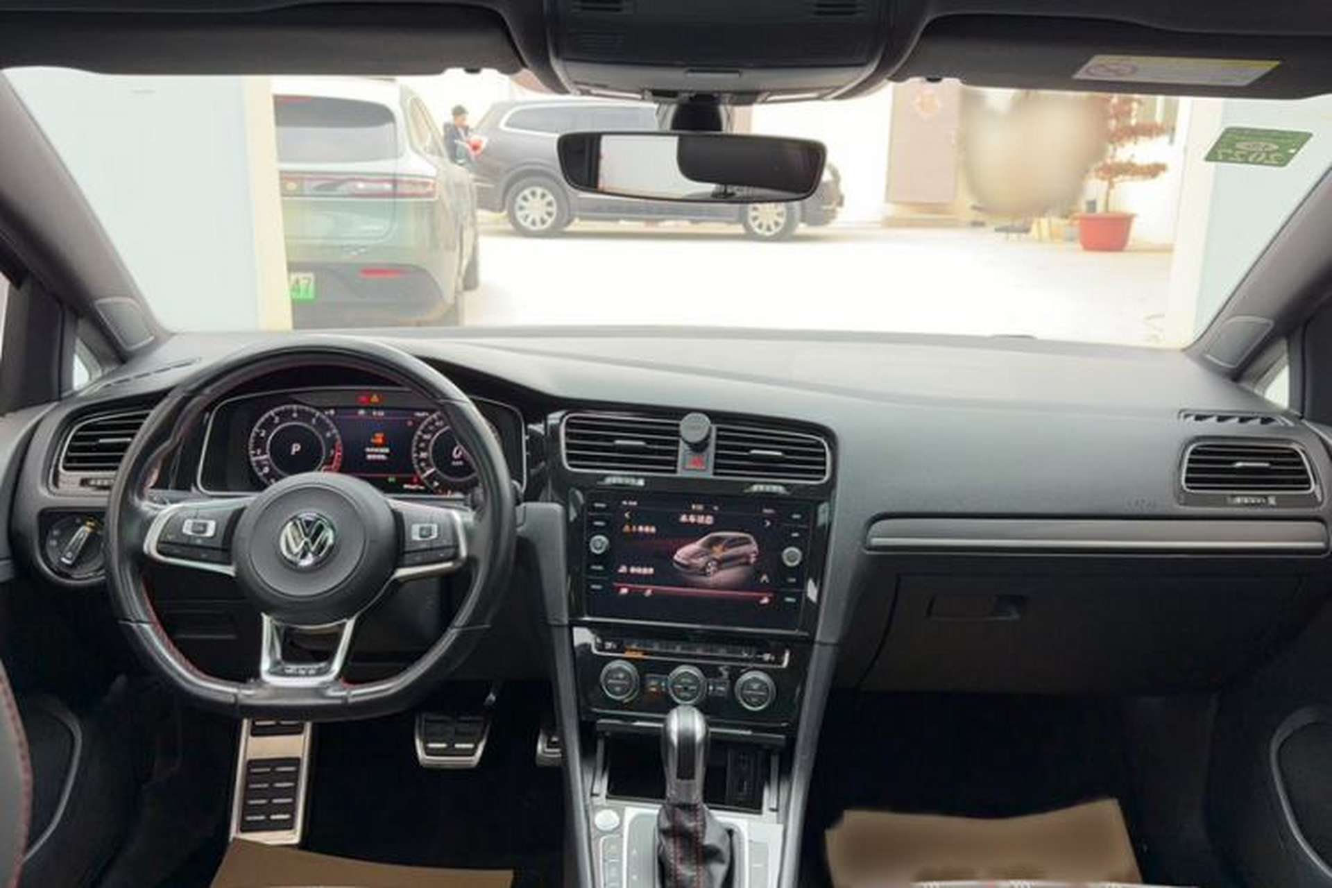 Used Volkswagen Golf GTI 2019 2.0 TSI GTI China V Standard Interior 4