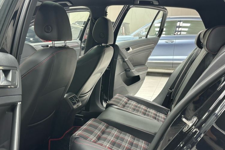 Used Volkswagen Golf GTI 2019 2.0 TSI GTI China V Standard Interior 5
