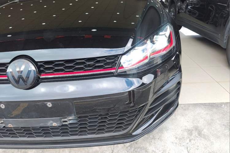 Used Volkswagen Golf GTI 2019 2.0 TSI GTI China V Standard Interior 9