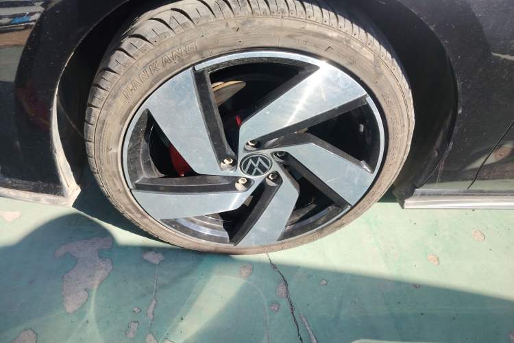 Used Volkswagen Golf GTI 2019 2.0 TSI GTI China V Standard Left Front Wheel Hub