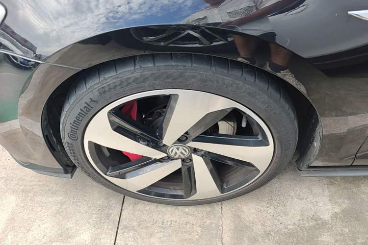 Used Volkswagen Golf GTI 2019 2.0 TSI GTI China V Standard Left Front Wheel Hub