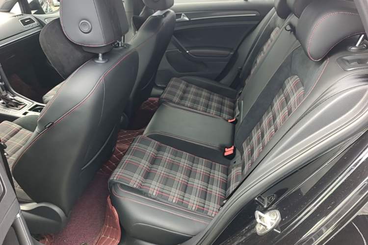 Used Volkswagen Golf GTI 2019 2.0 TSI GTI China V Standard Left Rear Seat