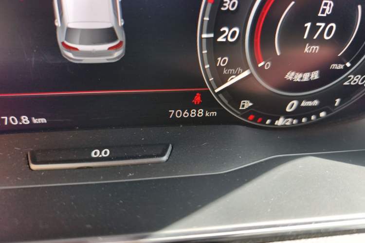Used Volkswagen Golf GTI 2019 2.0 TSI GTI China V Standard Odometer Close Up