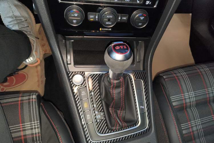 Used Volkswagen Golf GTI 2019 2.0 TSI GTI China V Standard Gear Lever