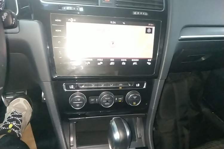 Used Volkswagen Golf GTI 2019 2.0 TSI GTI China V Standard Audio And AC Panel