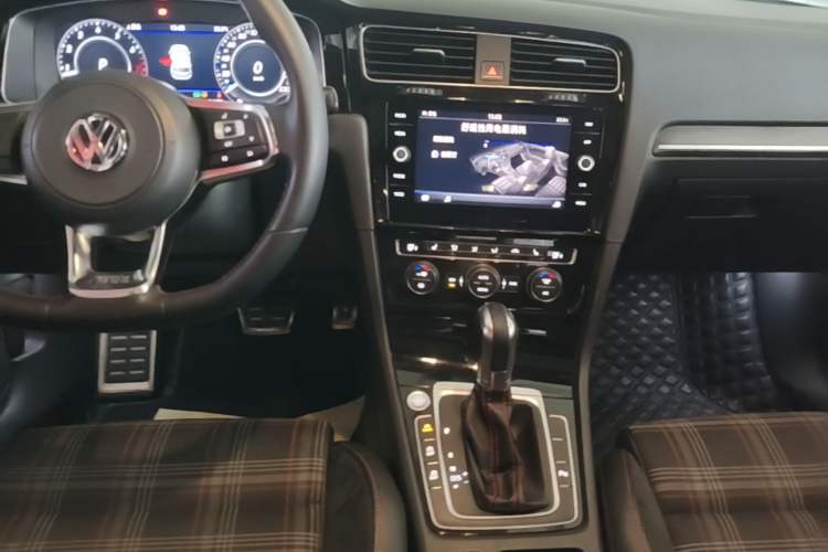 Used Volkswagen Golf GTI 2019 2.0 TSI GTI China V Standard Audio And AC Panel