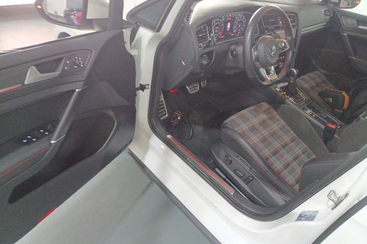 Used Volkswagen Golf GTI 2019 2.0 TSI GTI China V Standard Driver Seat