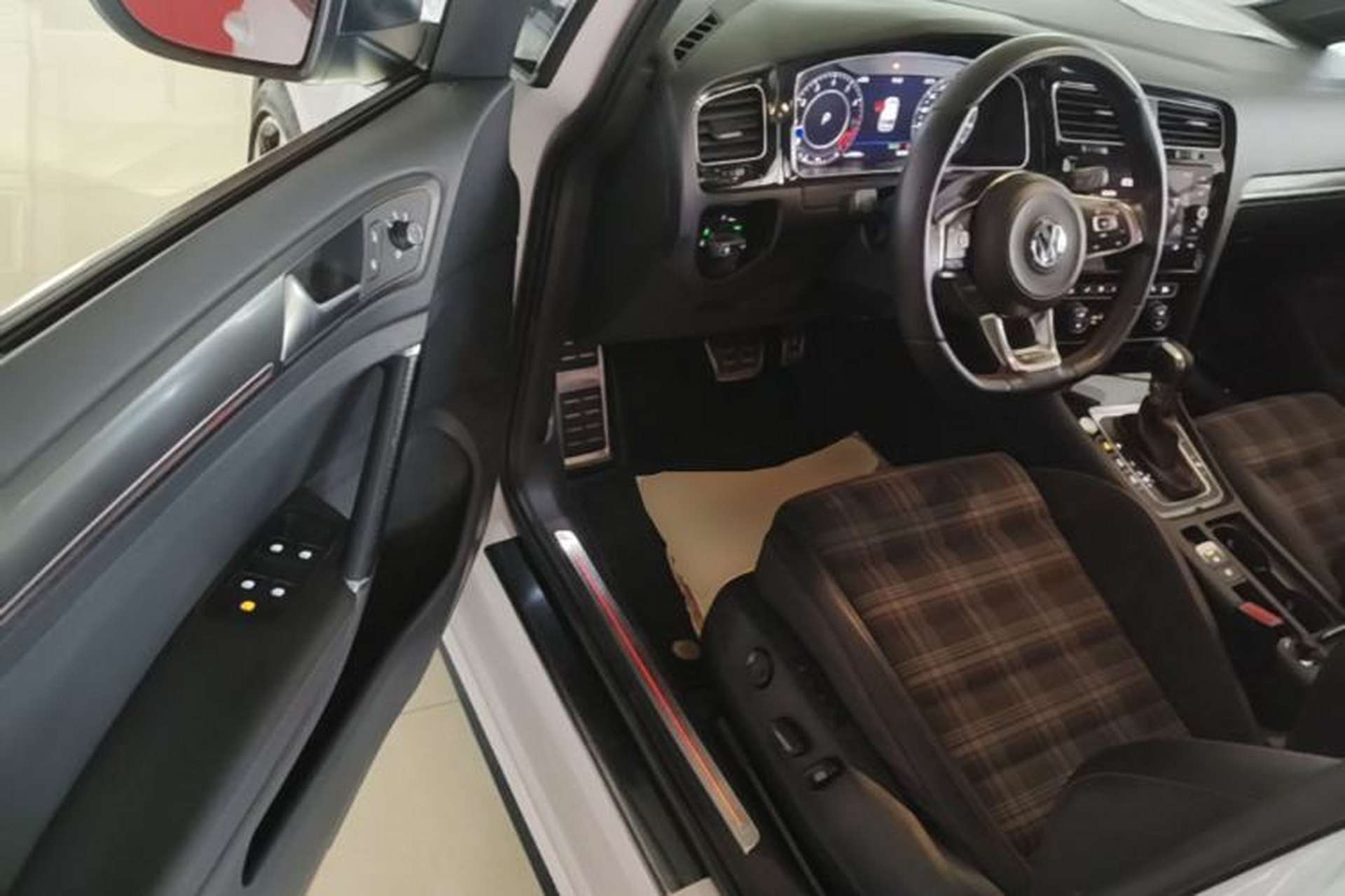 Used Volkswagen Golf GTI 2019 2.0 TSI GTI China V Standard Driver Seat
