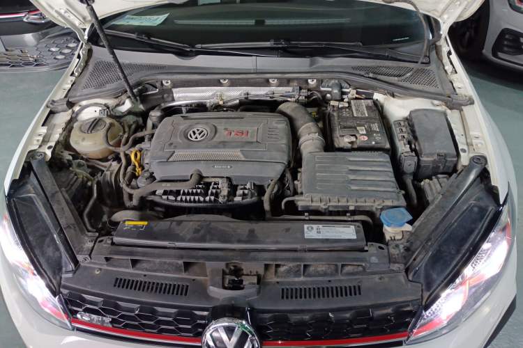 Used Volkswagen Golf GTI 2019 2.0 TSI GTI China V Standard Engine Bay