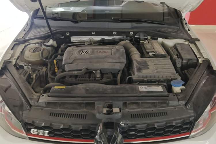 Used Volkswagen Golf GTI 2019 2.0 TSI GTI China V Standard Engine Bay