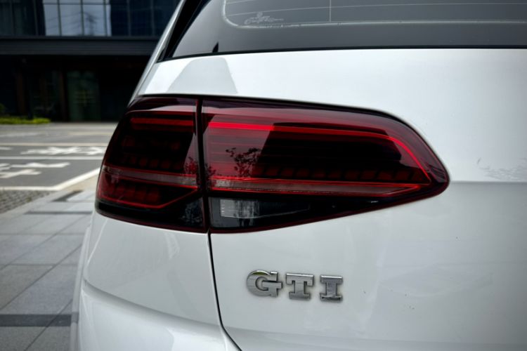 Used Volkswagen Golf GTI 2019 2.0 TSI GTI China V Standard Exterior 9