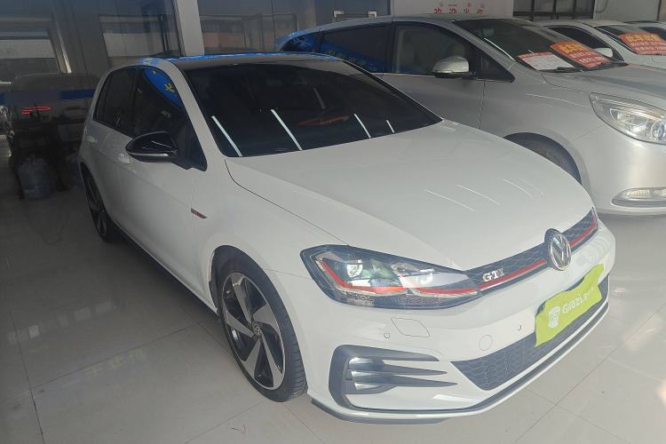 Used Volkswagen Golf GTI 2019 2.0 TSI GTI China V Standard Front Right 45 Deg