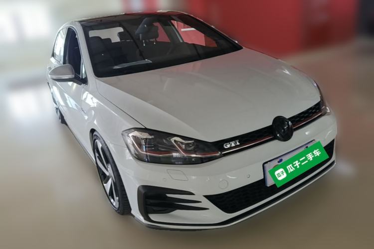 Used Volkswagen Golf GTI 2019 2.0 TSI GTI China V Standard Front Right 45 Deg
