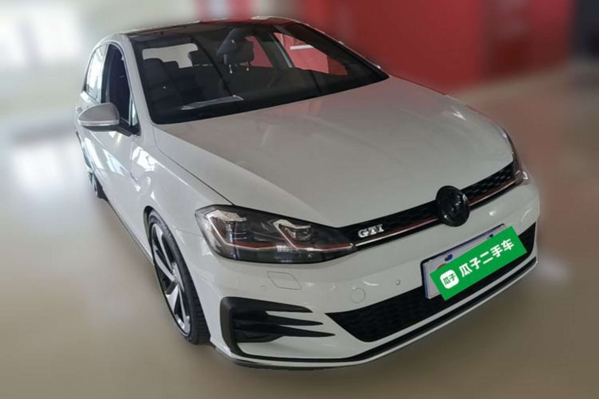 Used Volkswagen Golf GTI 2019 2.0 TSI GTI China V Standard Front Right 45 Deg