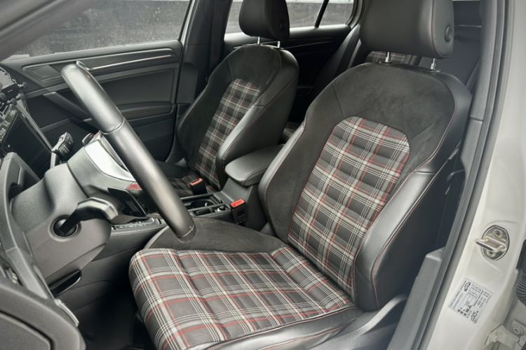 Used Volkswagen Golf GTI 2019 2.0 TSI GTI China V Standard Interior 5