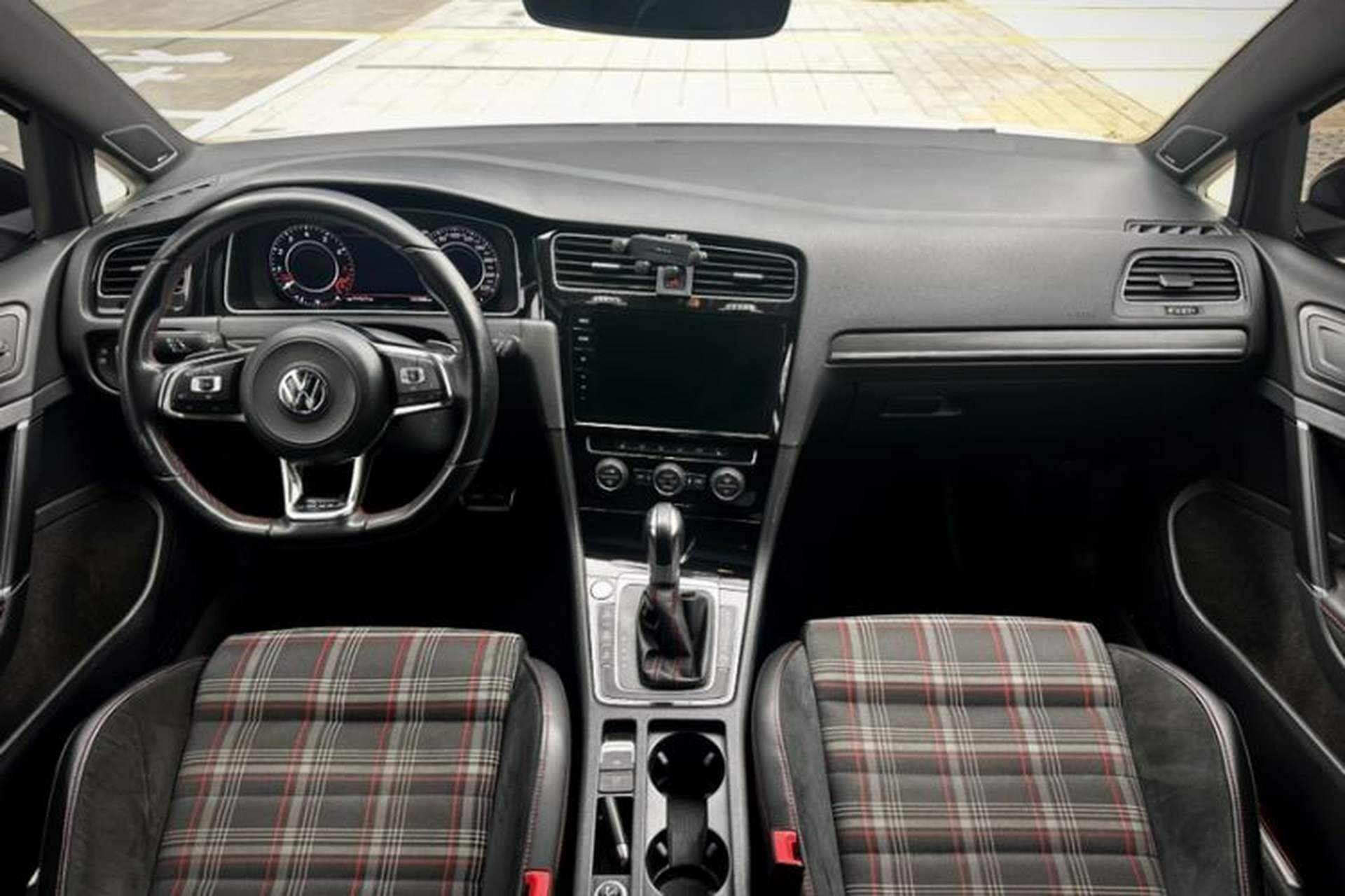 Used Volkswagen Golf GTI 2019 2.0 TSI GTI China V Standard Interior 8