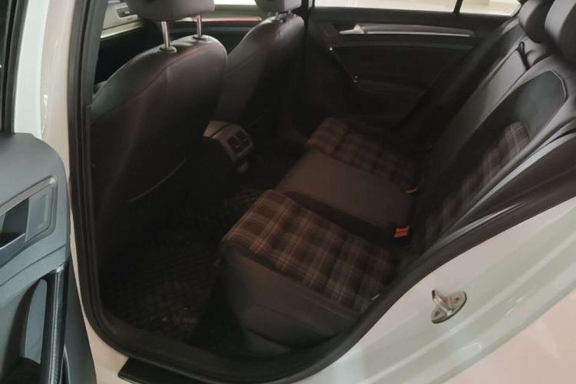 Used Volkswagen Golf GTI 2019 2.0 TSI GTI China V Standard Left Rear Seat