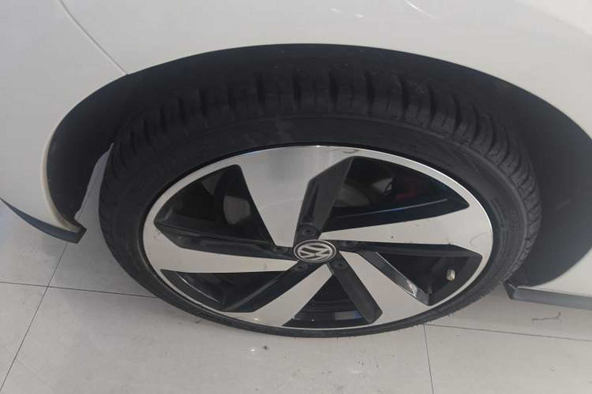 Used Volkswagen Golf GTI 2019 2.0 TSI GTI China V Standard Right Rear Wheel Hub