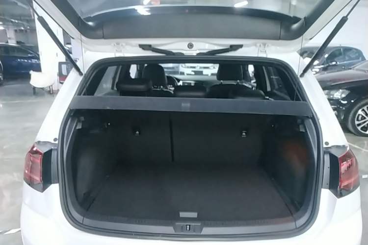 Used Volkswagen Golf GTI 2019 2.0 TSI GTI China V Standard Trunk