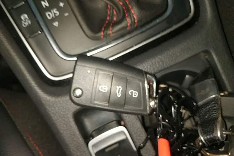 Used Volkswagen Golf GTI 2019 2.0 TSI GTI China V Standard Vehicle Key
