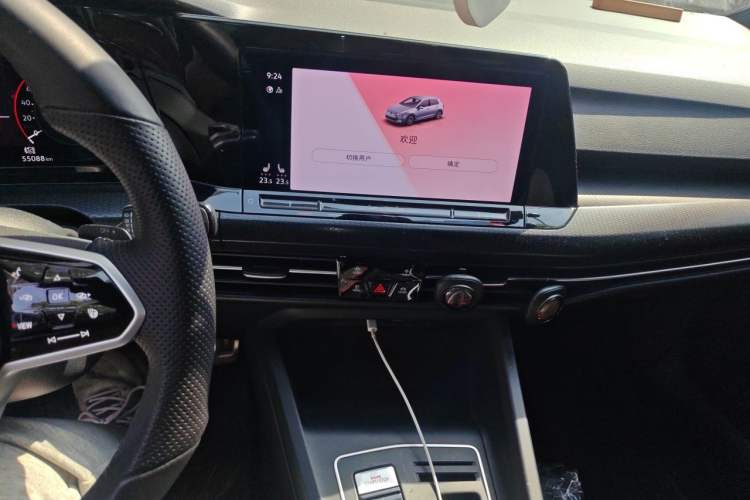 Used Volkswagen Golf GTI 2021 380TSI DSG GTI Audio And AC Panel