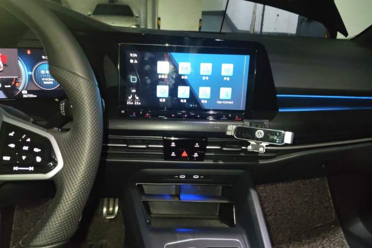 Used Volkswagen Golf GTI 2021 380TSI DSG GTI Audio And AC Panel
