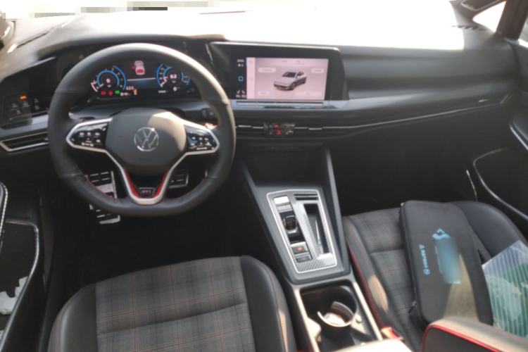 Used Volkswagen Golf GTI 2021 Facelift 380TSI DSG GTI Center Console